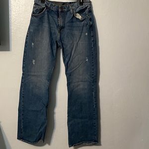 Vintage/Retro Arizona Sneaker Fit Distressed Jeans. Like New 34x34